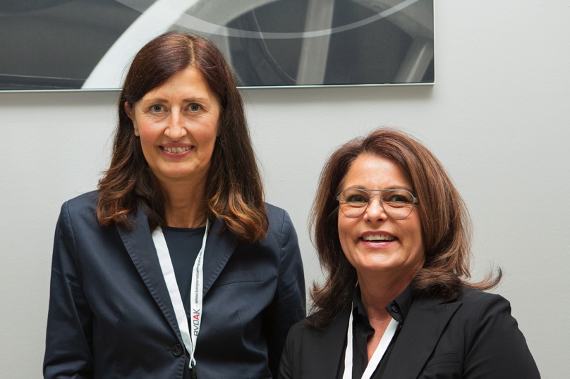 /images/slider-imgs-xs/136_Foto Loeffler_Weconact.jpg